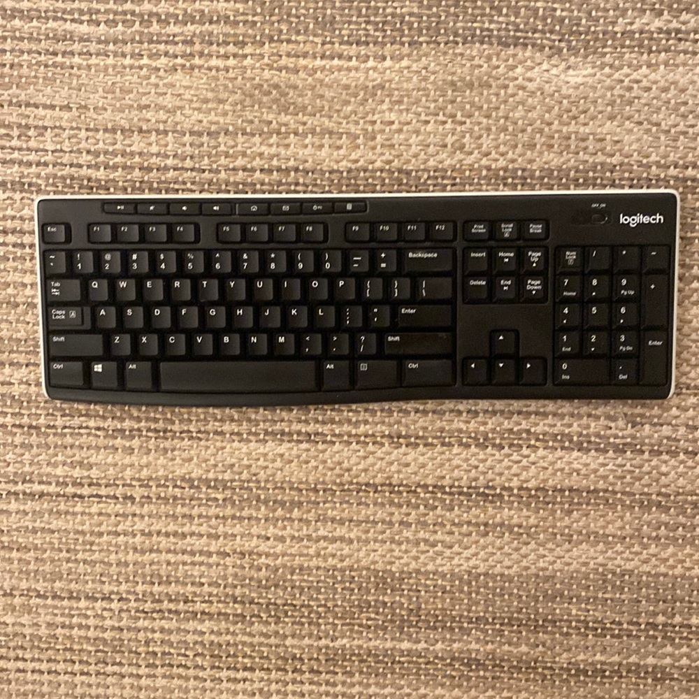 Logitech Wireless Keyboard K270